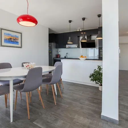 Grey Loft Penthouse Daire *