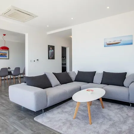 Daire Grey Loft Penthouse *